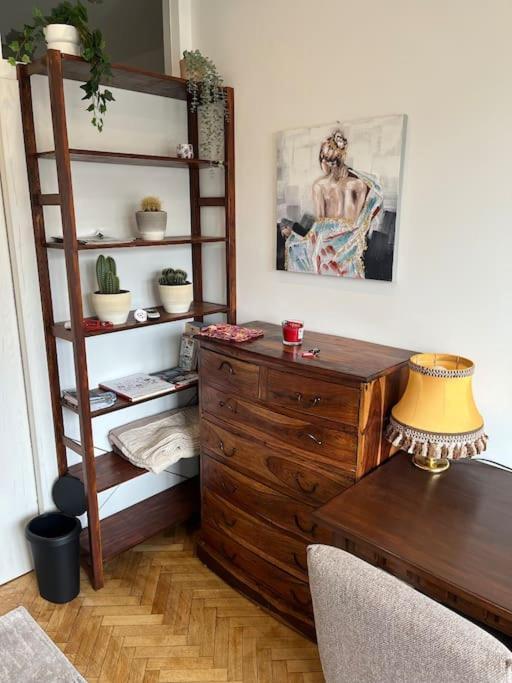 Awesome, 15 Mins To Center Home Budapest Bagian luar foto