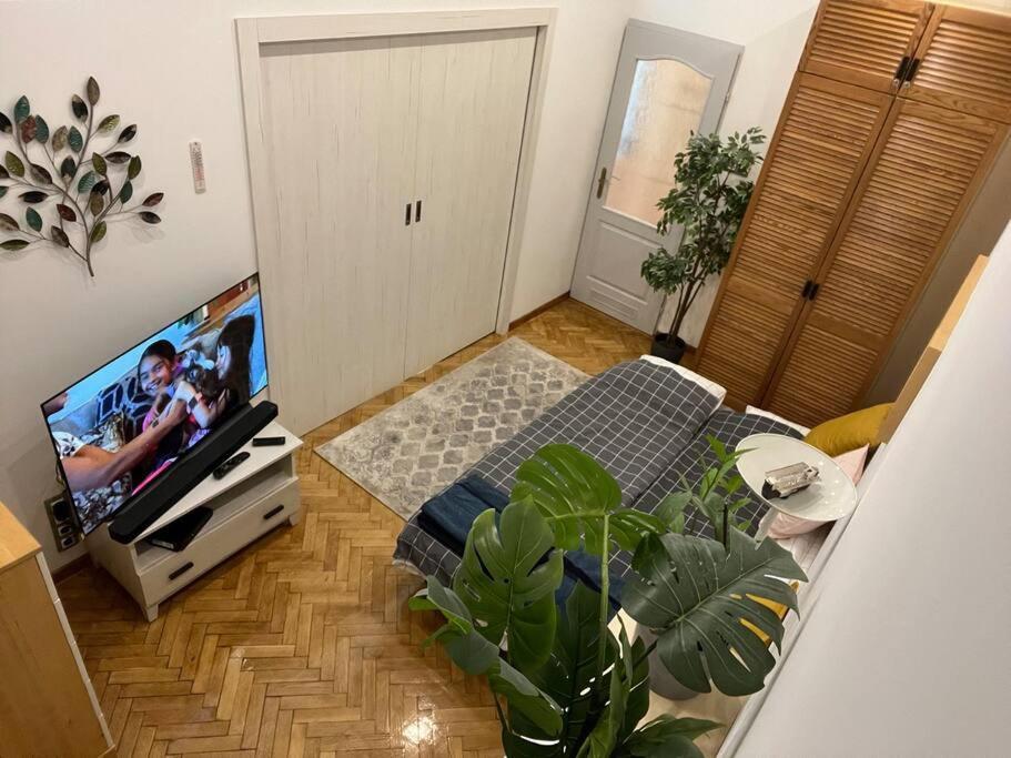 Awesome, 15 Mins To Center Home Budapest Bagian luar foto