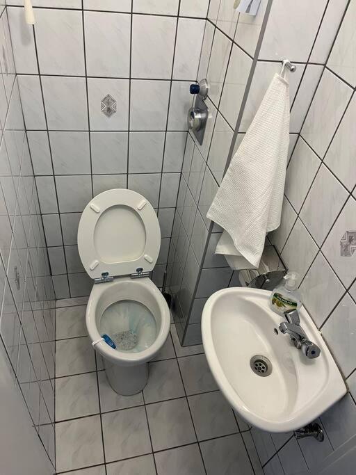 Awesome, 15 Mins To Center Home Budapest Bagian luar foto